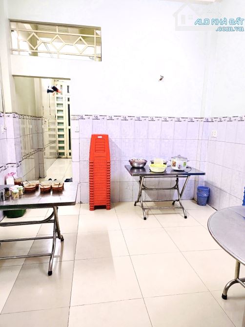 Bán nhà quận 6 - Xe tải đổ cửa - 3 tầng đổ BTCT - Sổ vuông đẹp 9,5 tỷ - 3