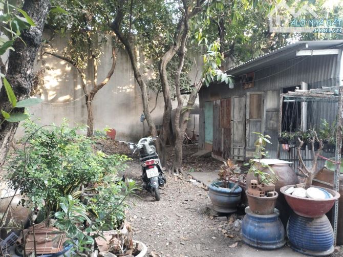 Bán đất Hồng Bàng , P12, Q6 DT 21 × 26 ( 460m²) Giá 22 tỷ TL.  Mô tả:, - Đất lớn hai mặt h - 3