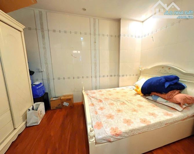 Bán Nhà phố Hoàng Cầu Đống Đa, 50m2, 5 tầng, ô tô tránh, kinh doanh, giá 17 tỷ - 3