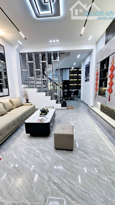 Xuân Thủy – Trung Tâm Cầu Giấy – Giá 10 tỷ 42m2 - 3