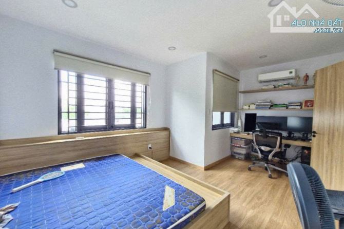 Bán nhà hẻm xe hơi, Phú Châu, Thủ Đức, 67 m² (5.2m x 15m), 3 phòng ngủ - Giá 7.38 tỷ TL - 3