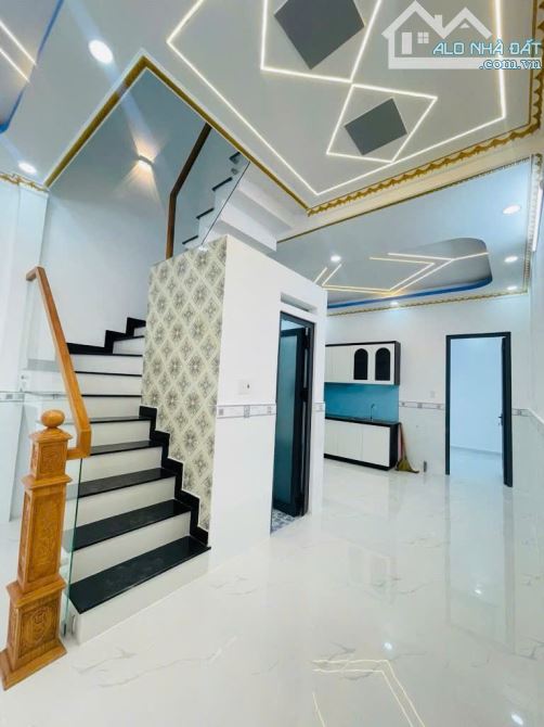 NHÀ MỚI ĐẸP LÊ VĂN QUỚI - 60M2 - 2 TẦNG - HXH - GIÁ CHỈ NHỈNH 5 TỶ - 3