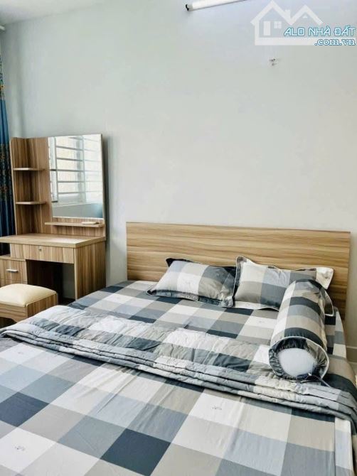 Nhà ngộp Trịnh Đình Trọng, Q.Tân Phú giảm sâu 300 triệu còn 2 tỷ 350 / 64m2, SHR - 3