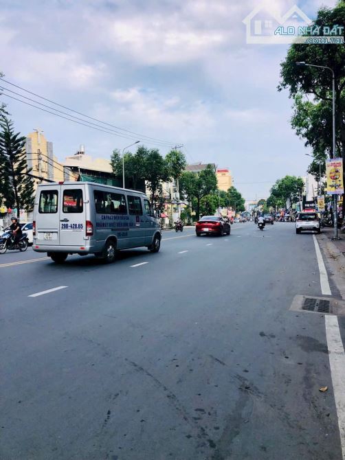 NHÀ 2 Lầu 25 TỶ Mặt Tiền Mậu Thân, ĐOẠN KD THỜI TRANG, TP CẦN THƠ