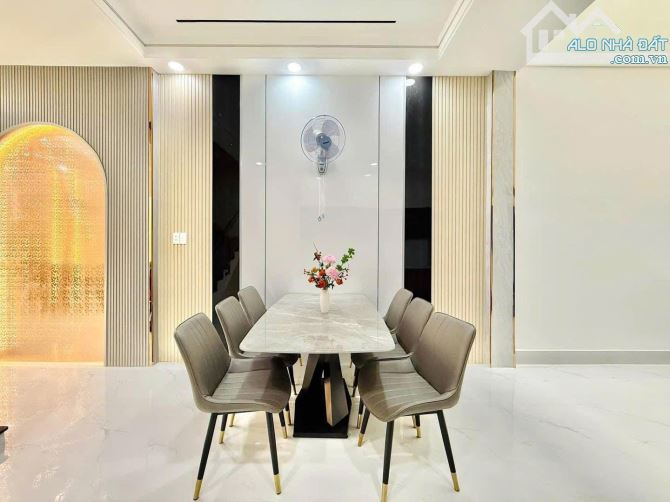 Sở Hữu Ngay Căn Nhà Đường Nguyễn Văn Quá, Quận 12 / 62.4m² / Giá 2 Tỷ 250 (Sổ Hồng Riêng) - 3