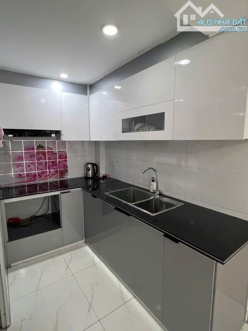 Bán nhà 2,5 tầng về ở luôn ngõ 169 Trần Nguyên Hãn - 3