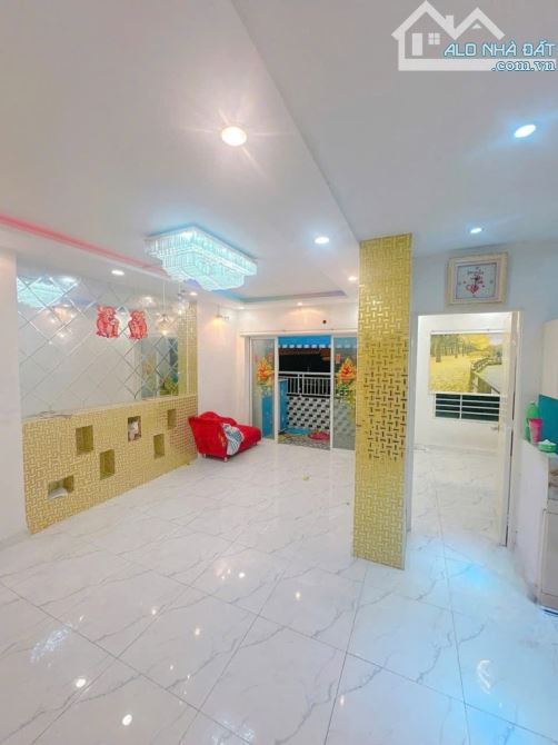Chung cư 155 Nguyễn Chí Thanh ,P9 Q5. DT 7,4 x 8,2 2PN. Giá 3,48 tỷ TL.  căn hộ lầu 16 - 3