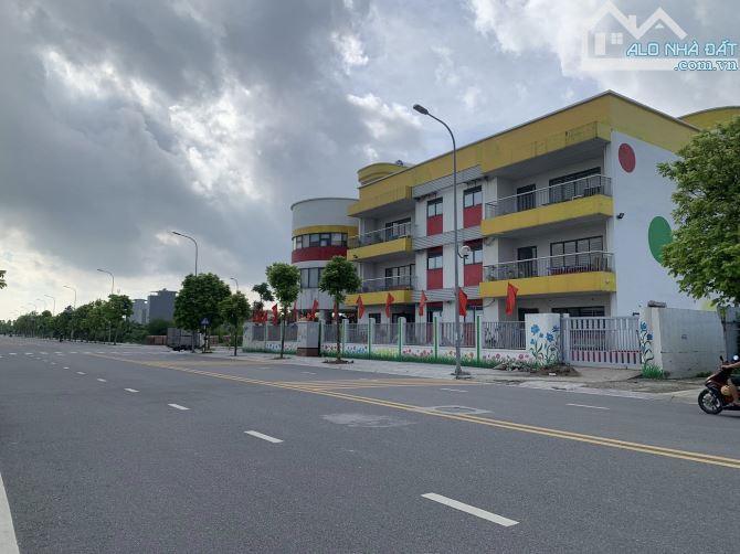 Bán đất đường Bát Khối, LB, 160m, MT 11m, vỉa hè, ô tô tránh, KD, gần Hồ, 21.5 tỷ. - 3