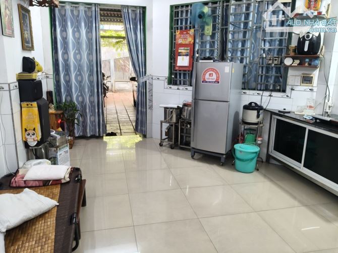 Bán nhà góc 2 mặt tiền Liên Khu 4-5, Bình Tân, gần 5*15.5m, hẻm xe hơi 6m, nhỉnh 3 tỷ - 3