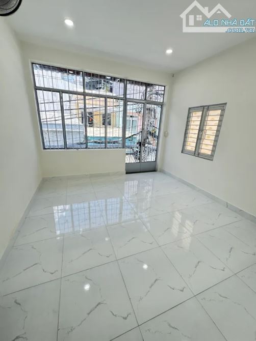 BÁN NHÀ LÔ GÓC , BÙI THỊ XUÂN, TÂN BÌNH,48M2 ,2 Tầng ,hẻm ô tô ,thông ,chỉ 4.9 TỶ - 3
