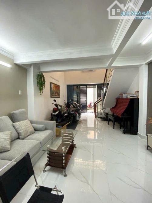 Bán Nhà Trịnh Đình Trọng - Âu Cơ , DT: 4m x 14m , 4 Lầu Xây Mới , HXH , Đang Cần Bán Gấp - 3