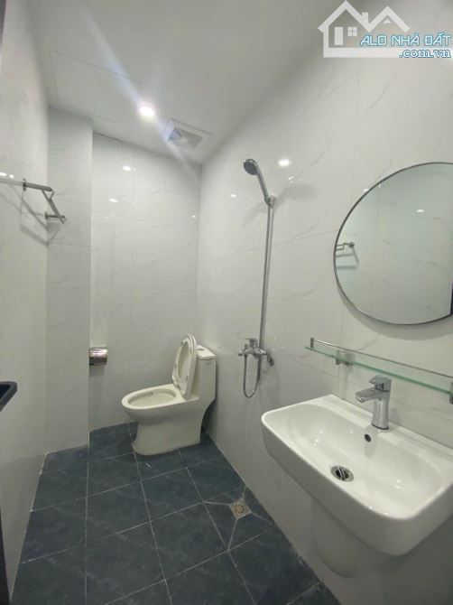 HIẾM LÔ GÓC NHÀ ĐẸP HỒ TÙNG MẬU 36M2X5T ĐẤT THỊNH GIÁ 8,3 TỶ - 3