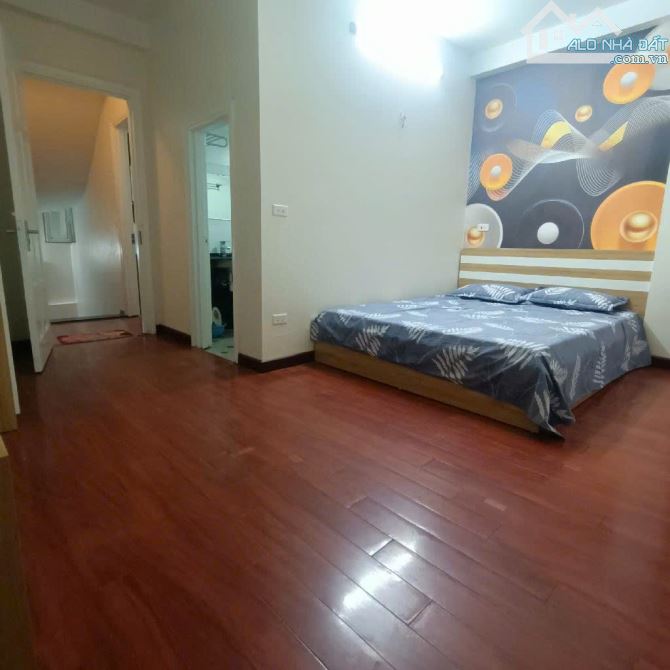 Nhà đẹp ngay trung tâm Cầu Giấy , gần nhiều trường đại học tiện ích đỉnh , 42m2 x 5 tầng n - 3