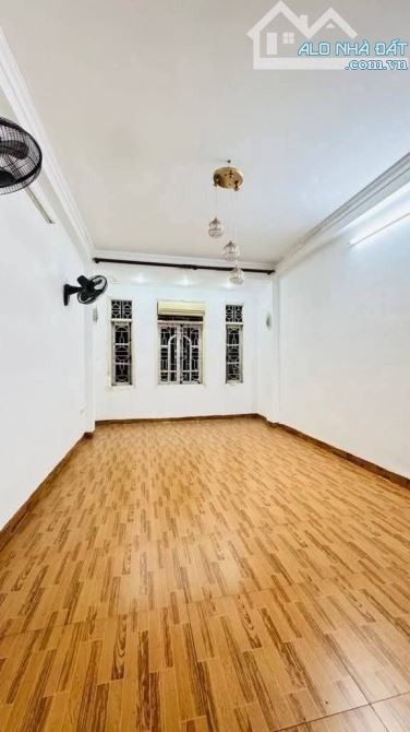 TÂY SƠN - ĐỐNG ĐA - 52M - 19 TỶ - PHÂN LÔ - Ô TÔ - MẶT NGÕ - KINH DOANH CỰC ĐỈNH. - 3