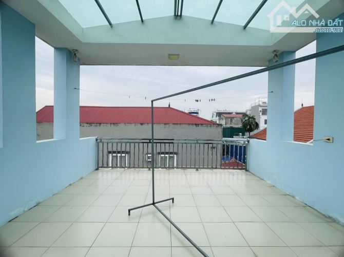 Nguyễn Quý Trị Kiêu Kỵ -82m * 3 Tầng Xây Tâm huyết -Ngõ Thoáng - Sân Rộng - Cạnh Vin OCP - 3