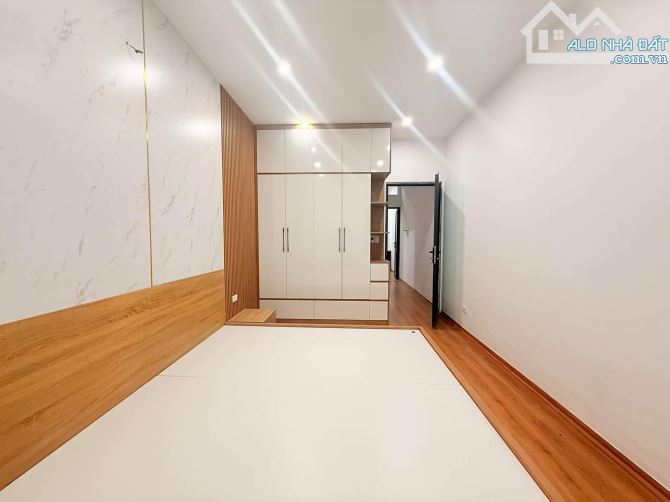 Nhà đẹp NGUYỄN THỊ THẬP QUẬN 7, 4 TẦNG, 5x20M, nở hậu 5.5M, nhỉnh 12 tỷo - 4