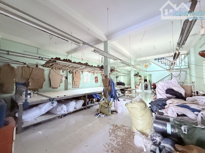 ĐẤT MẶT TIỀN 250M THỔ CƯ CÙNG VỚI 1 XUỐNG MAY VỊ TRÍ ĐẮC ĐỊA GẦN LÊ THỊ HÀ GIÁ TỐT - 3