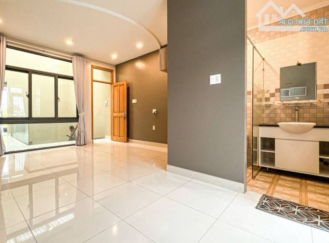 Bán nhà Đông Hưng Thuận , sát Song Hành , 4,4x25m , nhỉnh 6 tỷ - 3