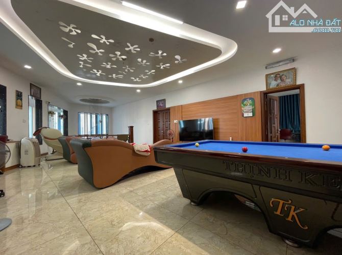 Bán Biệt Thự 3 Tầng 457 m2 tại KĐT Vĩnh Điềm Trung , Đường Rộng 12m , giá 29 Tỷ - 3