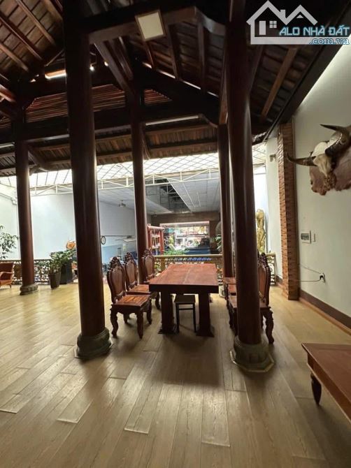 BÁN NHÀ GẦN 500M2 MẶT TIỀN ĐẦU ĐƯỜNG PHẠM NGŨ LÃO. DT: 9,4 x49M NỞ HẬU. GIÁ: 12,8 TỶ - 3