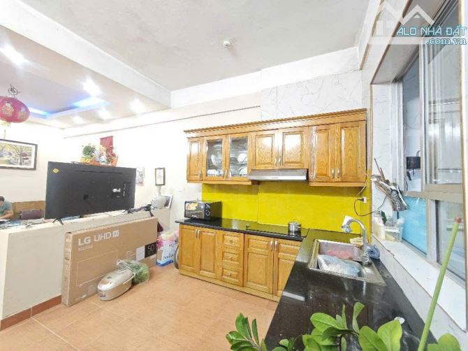 BÁN CHUNG CƯ MỸ ĐÌNH 2 NGỦ 69M2 NỘI THẤT CAO CẤP, 100M RA VÀNH ĐAI 3 TRÊN CAO GIÁ 5 TỶ - 3