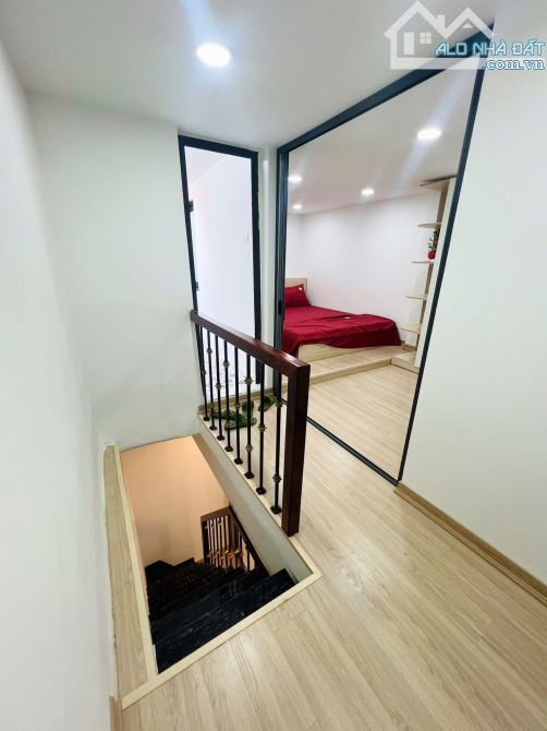 NHỎ XINH VỪA TIỀN 5TẦNG PHỐ MINH KHAI-NGÕ THÔNG RỘNG CHỈ HƠN 4 tỷ - 3
