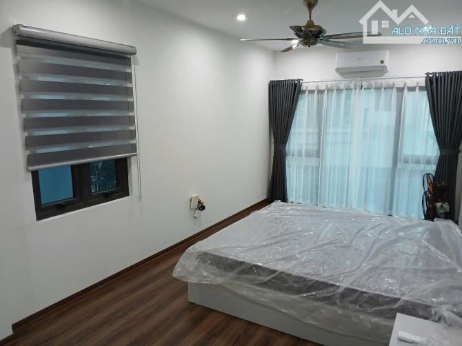 🔥 SIÊU PHẨM THẠCH BÀN! 46M², 5 TẦNG, GARA Ô TÔ, THANG MÁY – 11 TỶ! - 4