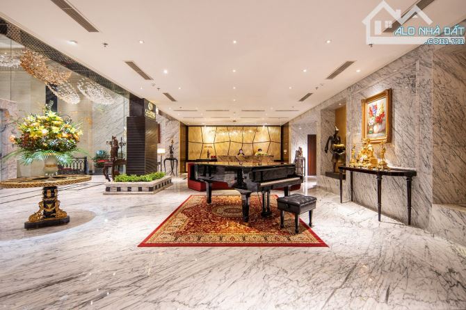 Chủ vay Bank 200 Tỷ- Khách sạn Mặt Phố Nhà Chung - 350m2 - MT 12m - 328 tỷ - DT 6 tỷ/tháng