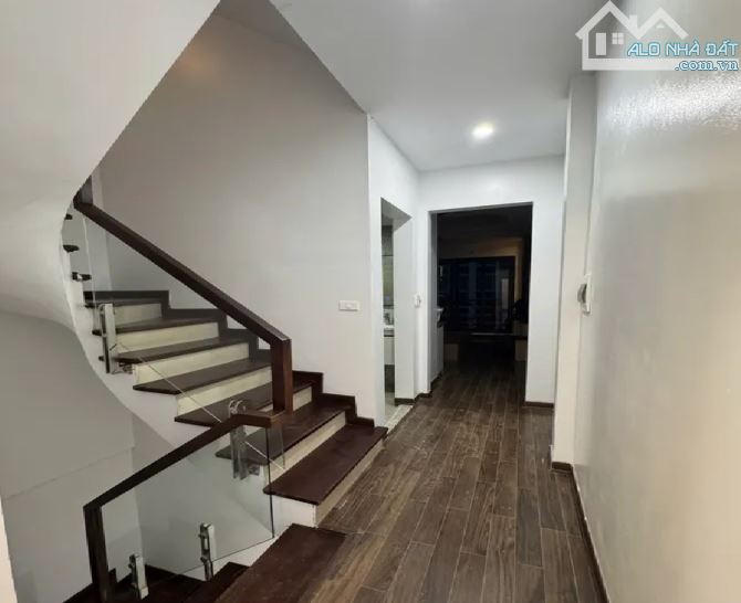 Chính chủ bán gấp nhà Cầu Giấy để mua biệt thự, nhà 50m2, 6 tầng, giá 15.6 tỷ. - 4