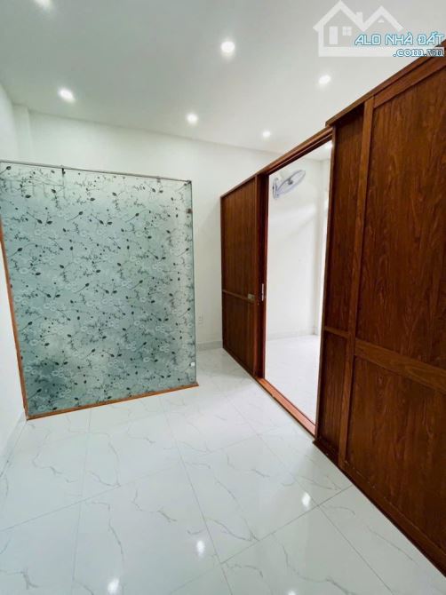 20m² – 2 Tầng – Hẻm Xe Hơi – Gần Chợ Thạch Đà –   2,8 tỷ 🌹 - 4