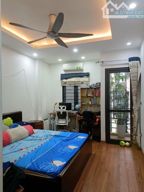 BÁN NHÀ PHỐ BẠCH MAI 50m2 x 4 Tầng Mt 4,2m 14 tỷ