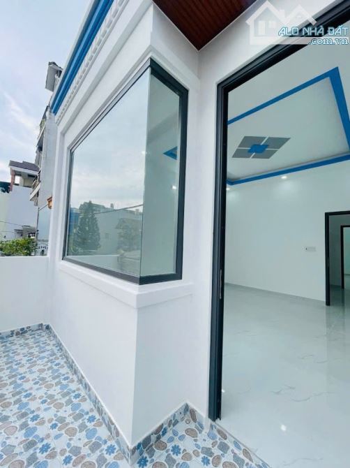 NHÀ MỚI ĐẸP LÊ VĂN QUỚI - 60M2 - 2 TẦNG - HXH - GIÁ CHỈ NHỈNH 5 TỶ - 4
