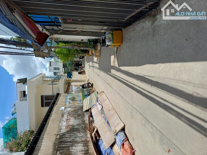 NHÀ 4 TẦNG-  HXH HƠN 4M THẲNG 1 TRỤC 20M RA BÙI VĂN BA CÓ DÒNG TIỀN 20TR/TH- CHỈ 5,3 T,Ỷ - 4