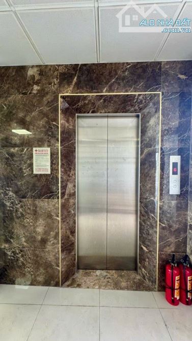 Building Khương Đình, sát phố, ô tô tránh đỗ, MT 10m, KD, 123m*7T thang máy, DT 1.5 tỷ/năm - 4