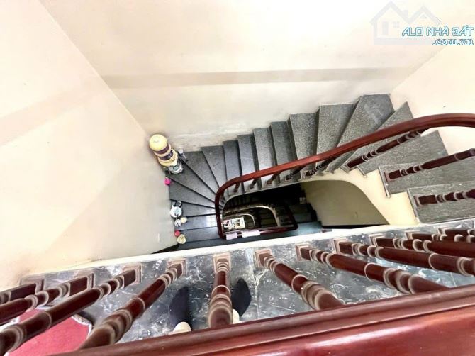 ĐỐNG ĐA – 3 NHÀ RA MẶT PHỐ TĐT. DT 70mv – 5 Tầng – 5m Mặt Tiền. Giá Thương Lượng 17.9 Tỷ - 4