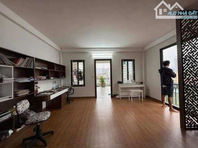 🔥RẺ NHẤT NGỌC THỤY LONG BIÊN – 98M² – DÂN XÂY – GARA ÔTÔ – THANG MÁY – FULL NỘI THẤT – SÁ - 4
