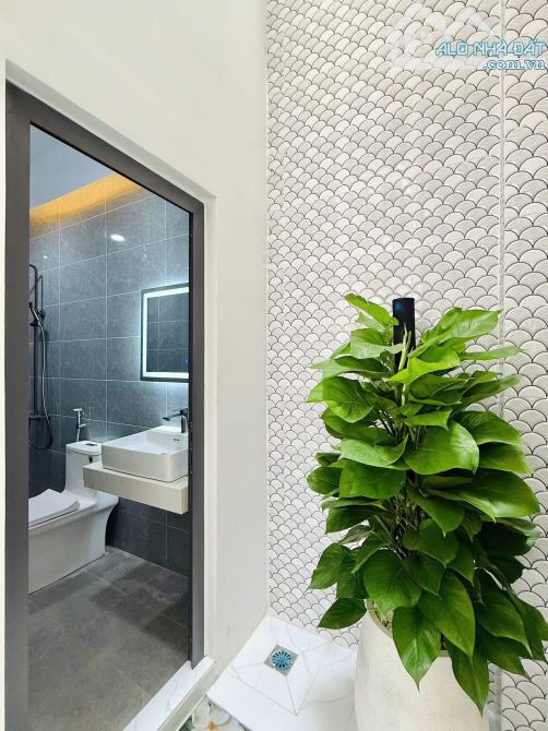 Bán nhà gần sân bay - Đ. Nguyễn Văn Công, Gò Vấp chỉ 3 tỷ 050 triệu / 56m2. Hẻm thông - 4
