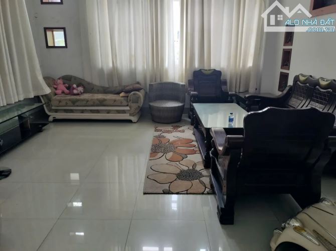 BÁN Biệt Thự  MẶT TIỀN, LIÊN KHU 1-6,Phường Bình trị đông, BÌNH TÂN,179M2,4 Tầng ,13.X tỷ - 4
