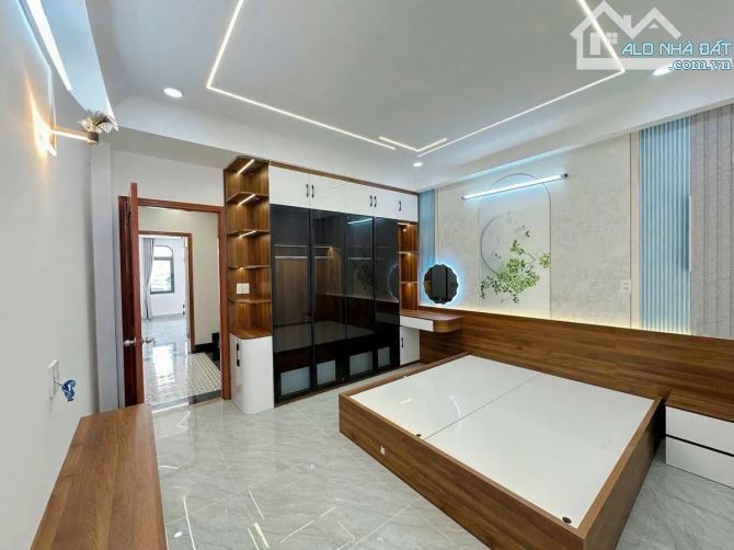 SIÊU PHẨM 6 TẦNG, THANG MÁY XỊN,62 M2,Hẻm 12 m, AO ĐÔI, BÌNH TÂN,chỉ 9.X Tỷ - 4