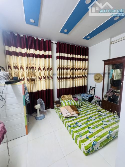 Trần Đại Nghĩa, Tân Tạo A, B.Tân. Dt 4 x 10,5 3 tầng. Giá 3,6 tỷ TL.  NHÀ NGAY VÒNG XOAY A - 4