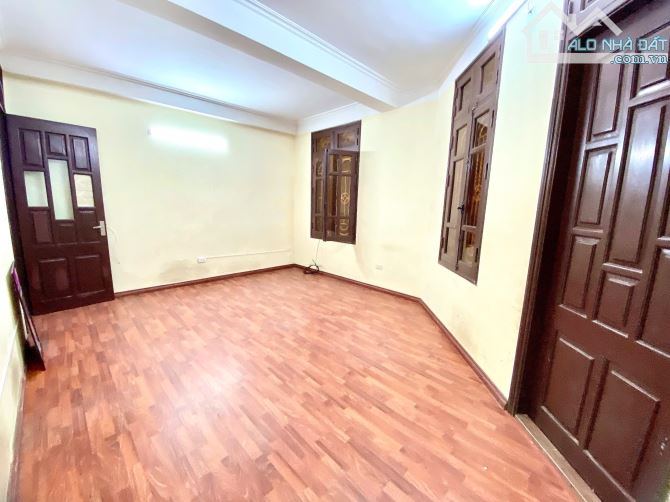 LÔ GÓC 3 Thoáng Mặt phố Ô tô Dừng Đỗ Ngày Đêm KĐT VĂN QUÁN  76m2x4 tầng MT15m: 26.2 - 4