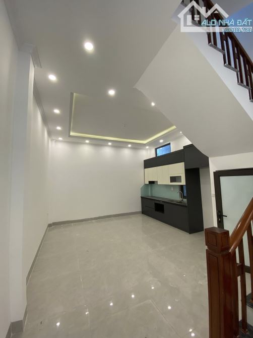 Bán nhà phố Triều Khúc- Ngõ Thông KD - 80m2  Giá 13 tỉ - 4