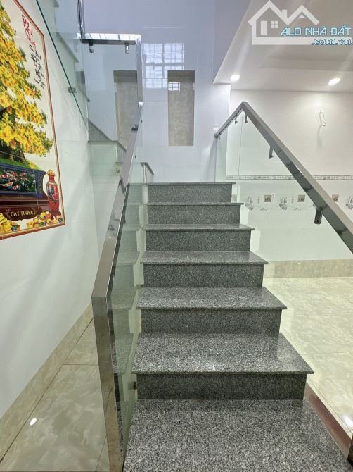 Cho thuê nhà 1 trệt 1 lầu mặt tiền Nguyễn Văn Tư,TP Bến Tre - 4