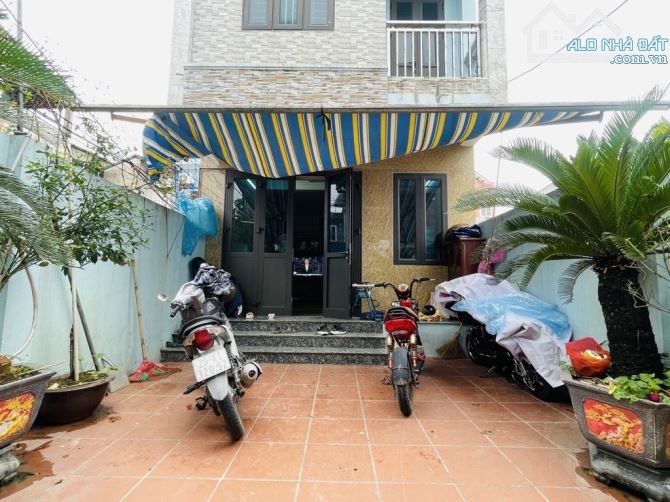 Nguyễn Quý Trị Kiêu Kỵ -82m * 3 Tầng Xây Tâm huyết -Ngõ Thoáng - Sân Rộng - Cạnh Vin OCP - 4