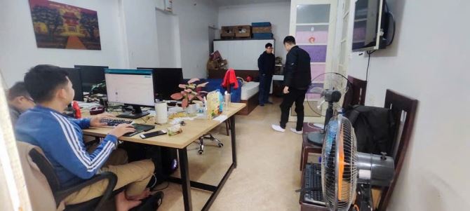 NHÀ ĐỘI CẤN 4 TẦNG - NGÕ BA GÁC - Ở SƯỚNG HOẶC CHO THUÊ GIỮ TIỀN - 4