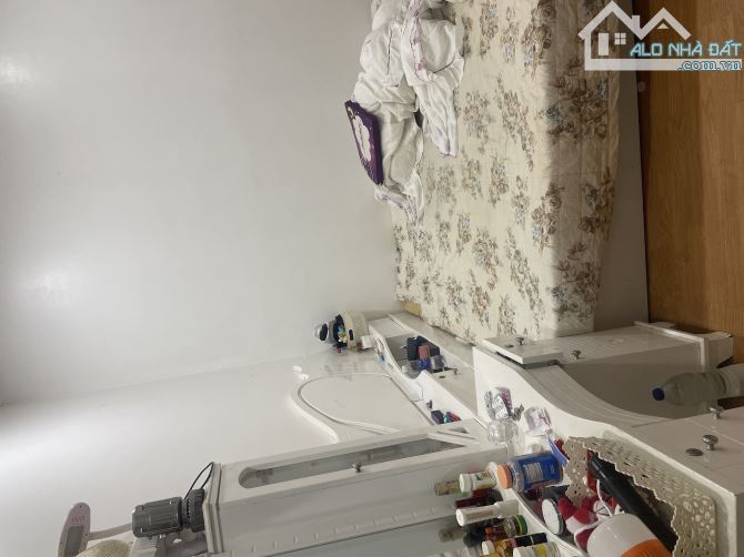 Bán nhà nghệ sĩ Bảo Chung - DT : 146m2 = 7*20 giá chỉ 7 tỷ - 4