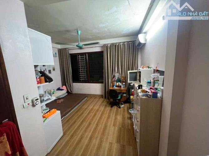 Cho thuê nhà ở khu Mễ Trì Thượng, 35m2*6 tầng, 4 ngủ, kinh doanh - 4