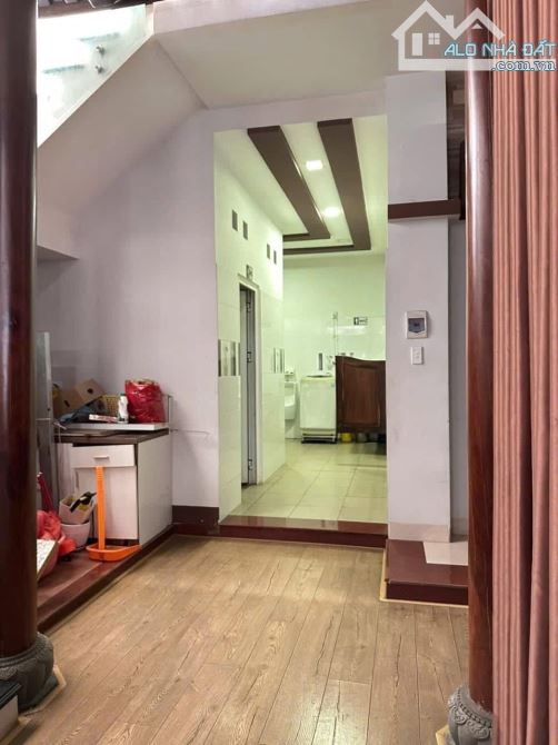 BÁN NHÀ GẦN 500M2 MẶT TIỀN ĐẦU ĐƯỜNG PHẠM NGŨ LÃO. DT: 9,4 x49M NỞ HẬU. GIÁ: 12,8 TỶ - 4