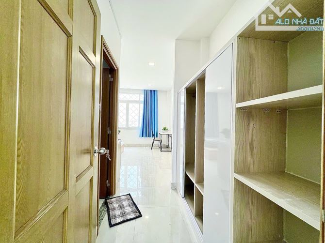 Căn hộ ngay trung tâm quận 4, cửa sổ lớn đón nắng, gần Đại học Luật, công viên Khánh Hội - 4