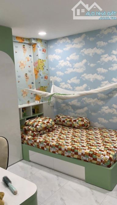 BÁN NHÀ HẺM ÔTÔ TRẦN BÌNH TRỌNG – QUẬN 10 ,- GIÁP QUẬN 1 - QUẬN 5. 10 TỶ NHỈNH - 5